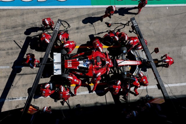 Az F1-es csapatvezetők figyelmeztettek: ez a tervezett változtatás rosszat tehet a futamoknak